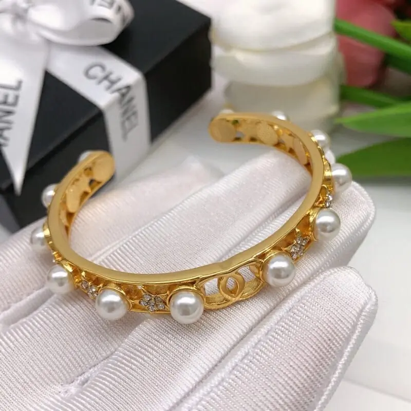 chanel bracelets pour femme s_122a30a4